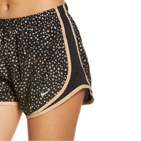 NIKE Dri-Fit Tempo Running Shorts NWOT - Picture 2 of 10